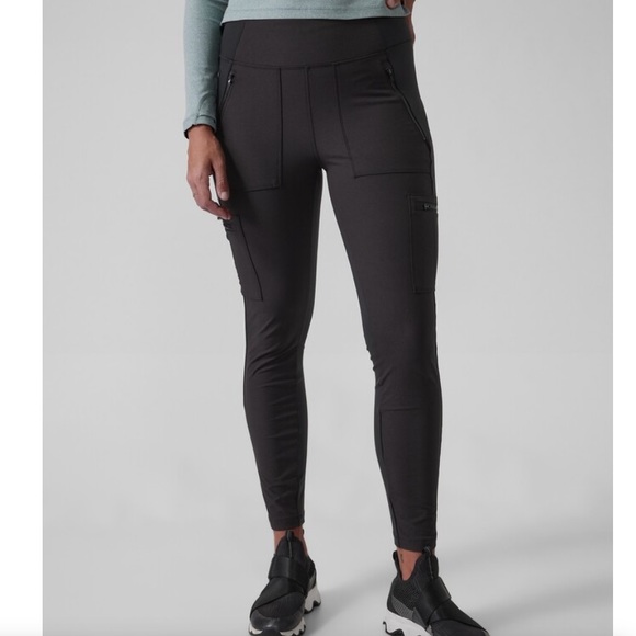 ATHLETA HEADLANDS HYBRID CARGO II TIGHT
LEGGING - Picture 1 of 6